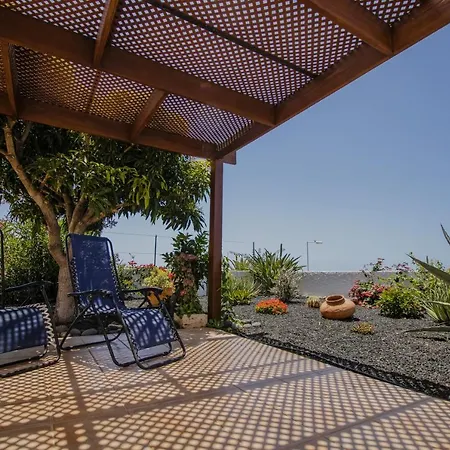 Margret Con Piscina Privada En אדחה