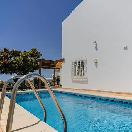 Margret Con Piscina Privada En فيلة