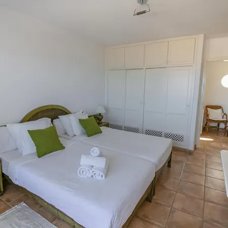 Margret Con Piscina Privada En 别墅 *